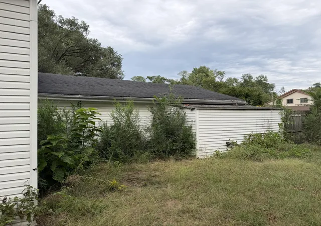 Photo 4 of Single family home for sale at 3719 W 24th Avenue, Gary, IN 46404 | MLS# 845815 | Listing updated on 2026-09-24