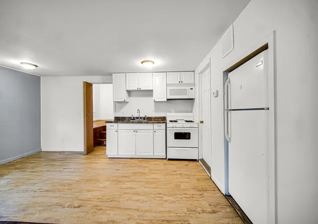 Photo 3 of Single family home for sale at 3096 Oakwood St, Portage, IN 46368 | MLS# 845817 | Listing updated on 2026-09-24