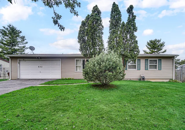 Single family home for sale at 632 Old Frg Rd, Valparaiso, IN 46385 | MLS# 845862