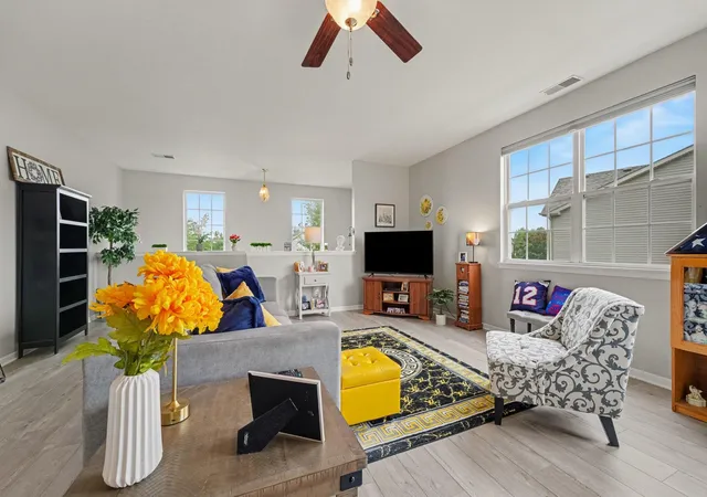 Photo 4 of Townhouse for sale at 1141 Auburn Meadow Ln, Schererville, IN 46375 | MLS# 845850 | Listing updated on 2026-09-27