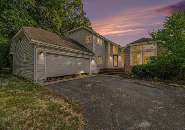 Photo 1 of Single family home for sale at 11276 Gerry Ct, Crown Point, IN 46307 | MLS# 846102 | Listing updated on 2026-09-30