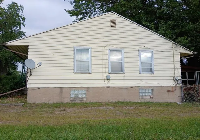 Photo 2 of Single family home for sale at 2614 173rd Street, Hammond, IN 46323 | MLS# 845907 | Listing updated on 2026-09-25