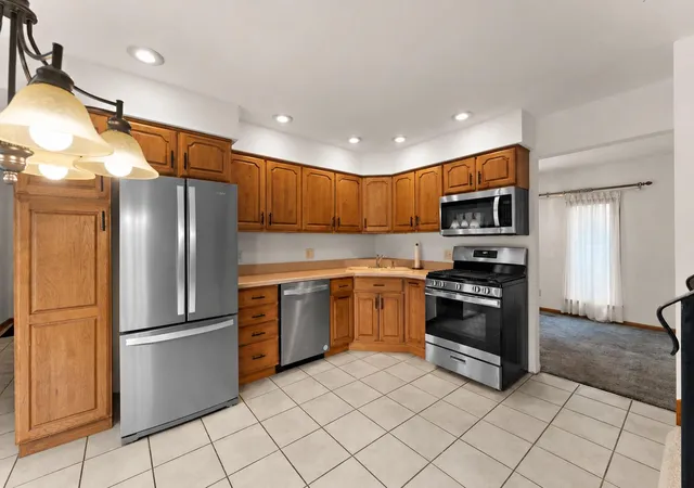 Photo 3 of Single family home for sale at 2110 Martha St, Highland, IN 46322 | MLS# 845873 | Listing updated on 2026-09-26