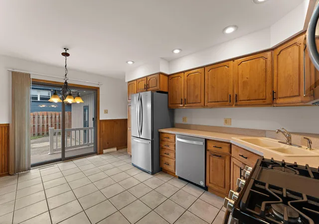 Photo 4 of Single family home for sale at 2110 Martha St, Highland, IN 46322 | MLS# 845873 | Listing updated on 2026-09-26