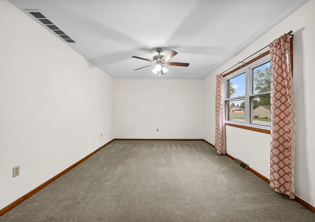 Photo 3 of Single family home for sale at 3217 Augusta Blvd, Portage, IN 46368 | MLS# 845947 | Listing updated on 2026-09-26