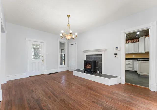 Photo 3 of Single family home for sale at 557 W Chicago St, Valparaiso, IN 46385 | MLS# 845883 | Listing updated on 2026-09-25