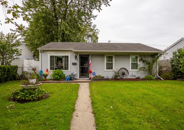 Single family home for sale at 6510 Tennessee Ave, Hammond, IN 46323 | MLS# 845891
