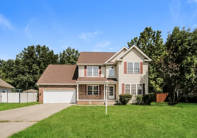 Single family home for sale at 1310 Dune Meadows Dr, Chesterton, IN 46304 | MLS# 845908