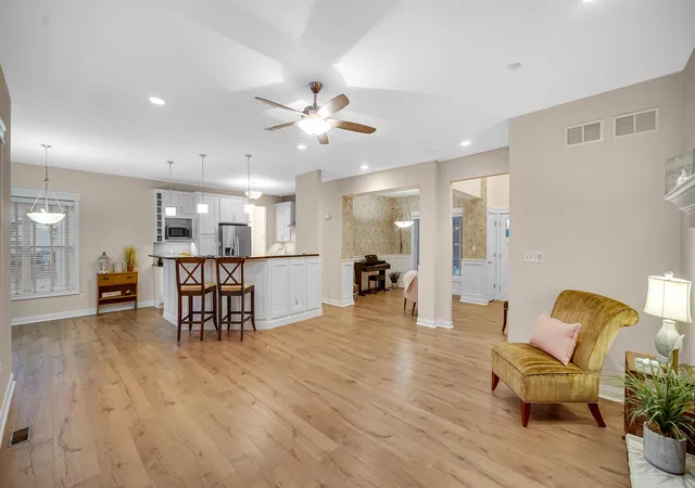 Photo 3 of Single family home for sale at 1128 Jeanne Ct, Crown Point, IN 46307 | MLS# 846392 | Listing updated on 2026-10-06