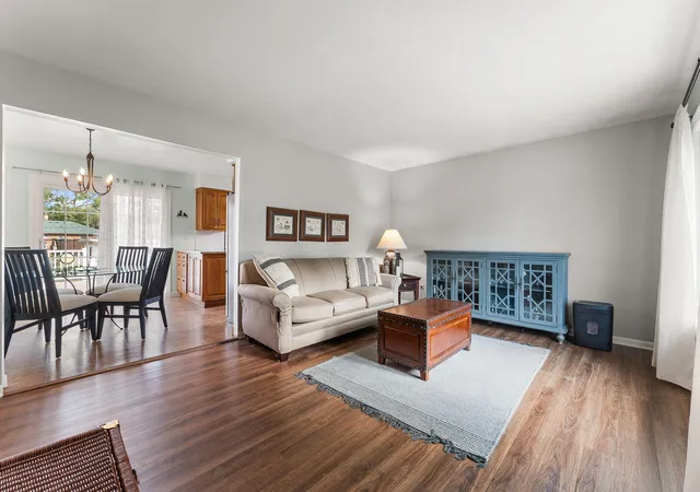 Photo 4 of Single family home for sale at 8013 Columbia Ave, Munster, IN 46321 | MLS# 846084 | Listing updated on 2026-09-30