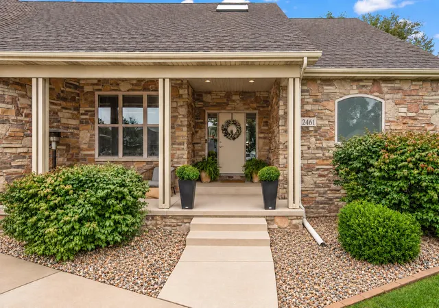 Photo 3 of Single family home for sale at 2461 Aeropostale Dr, Chesterton, IN 46304 | MLS# 846292 | Listing updated on 2026-10-06