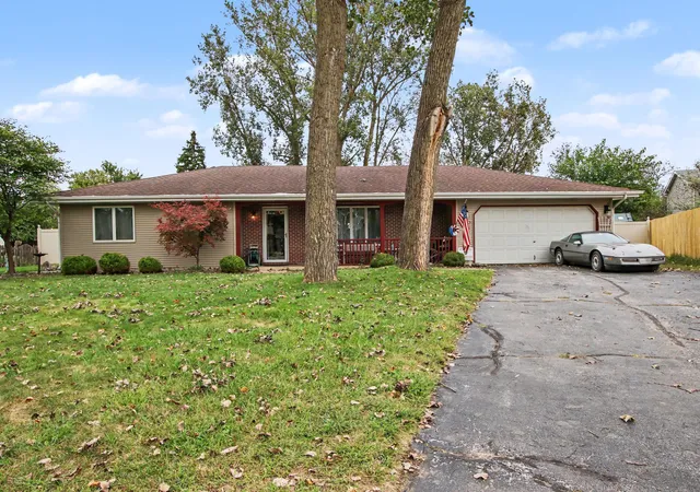 Photo 1 of Sale Pending at 731 Wren Ct, Griffith, IN 46319 | MLS# 845953 | Listing updated on 2026-10-01
