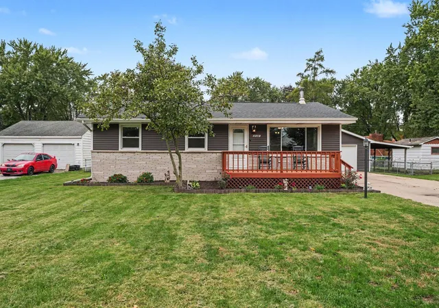 Photo 1 of Single family home for sale at 2846 Russell St, Portage, IN 46368 | MLS# 845950 | Listing updated on 2026-09-29