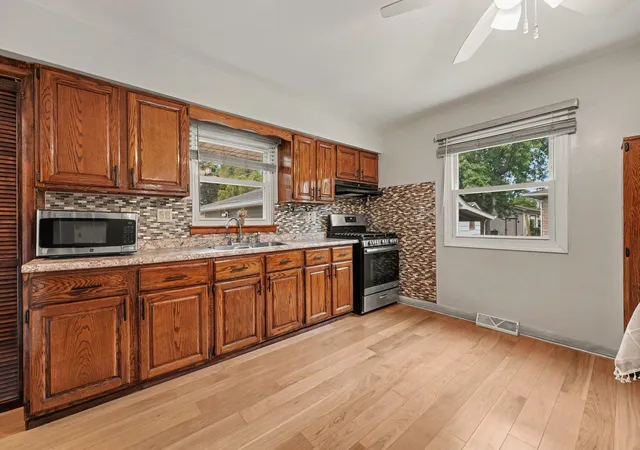 Photo 4 of Single family home for sale at 2846 Russell St, Portage, IN 46368 | MLS# 845950 | Listing updated on 2026-09-29