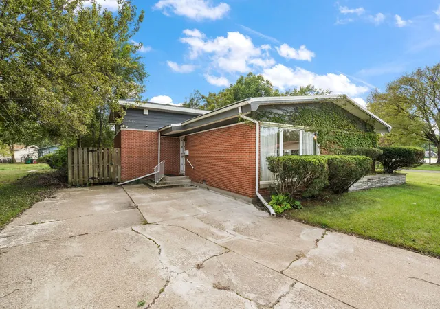 Photo 2 of Single family home for sale at 7001 Ash Pl, Gary, IN 46403 | MLS# 845959 | Listing updated on 2026-09-26