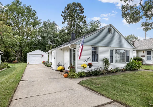 Photo 1 of Sale Pending at 1418 Spruce St, La Porte, IN 46350 | MLS# 845966 | Listing updated on 2026-10-01