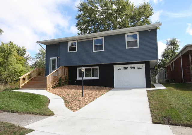 Photo 1 of Single family home for sale at 1125 Clinton St, Gary, IN 46406 | MLS# 846017 | Listing updated on 2026-09-28