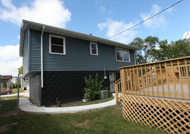 Photo 3 of Single family home for sale at 1125 Clinton St, Gary, IN 46406 | MLS# 846017 | Listing updated on 2026-09-28