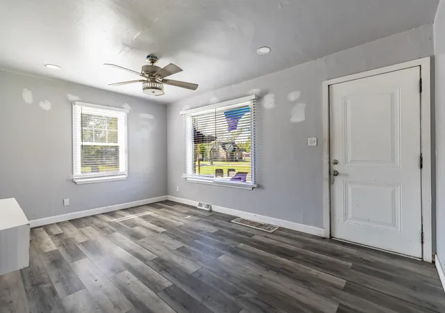 Photo 3 of Single family home for sale at 4433 Vermont Ct, Gary, IN 46409 | MLS# 845963 | Listing updated on 2026-10-06