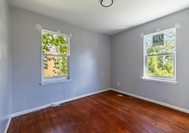 Photo 4 of Single family home for sale at 4433 Vermont Ct, Gary, IN 46409 | MLS# 845963 | Listing updated on 2026-10-06
