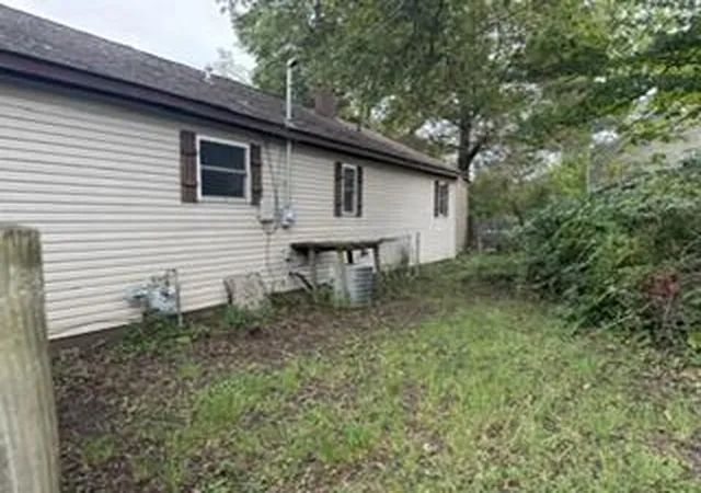 Photo 3 of Sale Pending at 510 W 13th Street, La Porte, IN 46350 | MLS# 845969 | Listing updated on 2026-10-01