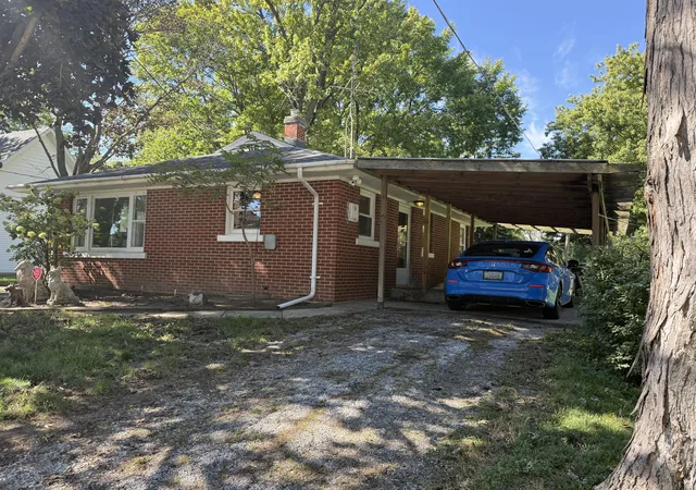 Photo 2 of Single family home for sale at 106 S Adams St, Hebron, IN 46341 | MLS# 845977 | Listing updated on 2026-09-30