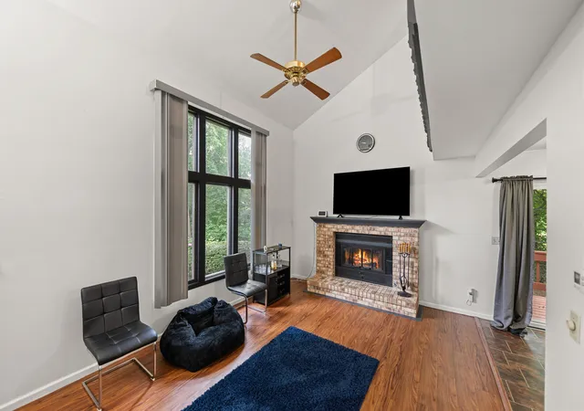Photo 4 of Condo for sale at 603 Weatherwood Ln, Valparaiso, IN 46383 | MLS# 845980 | Listing updated on 2026-10-03