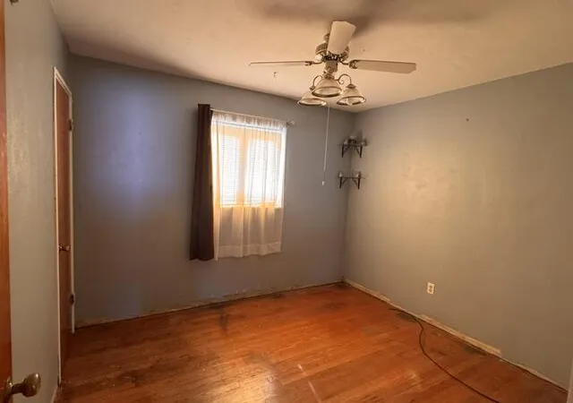 Photo 4 of Single family home for sale at 2272 Pierce St, Gary, IN 46407 | MLS# 846615 | Listing updated on 2026-10-09