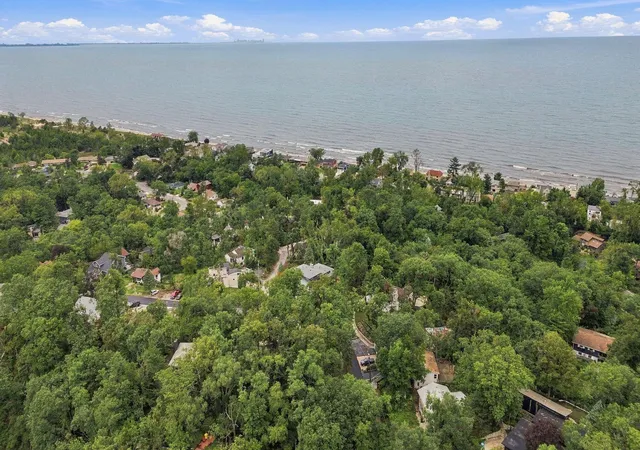 Photo 4 of Single family home for sale at 20 Sunset Trl, Portage, IN 46368 | MLS# 846012 | Listing updated on 2026-09-29
