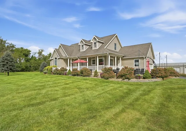 Single family home for sale at 5932 County Rd 1400 N, Wheatfield, IN 46392 | MLS# 846175