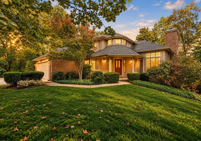 Single family home for sale at 239 Crabapple Ln, Valparaiso, IN 46383 | MLS# 846157