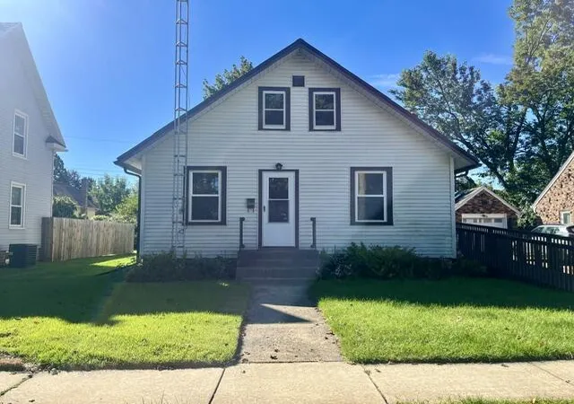 Photo 2 of Sale Pending at 306 North St, La Porte, IN 46350 | MLS# 846044 | Listing updated on 2026-10-02