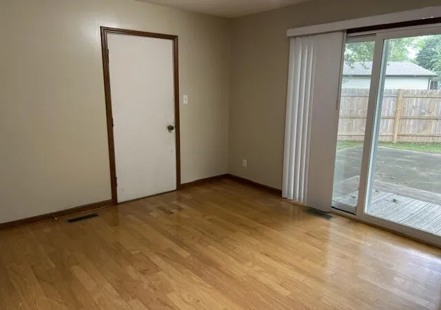 Photo 1 of Single family home for sale at 2001 Shaker Dr, Valparaiso, IN 46383 | MLS# 845995 | Listing updated on 2026-09-28