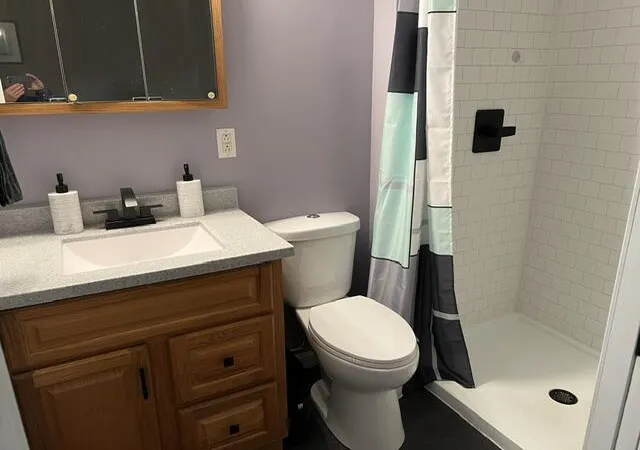 Photo 4 of Single family home for sale at 2001 Shaker Dr, Valparaiso, IN 46383 | MLS# 845995 | Listing updated on 2026-09-28