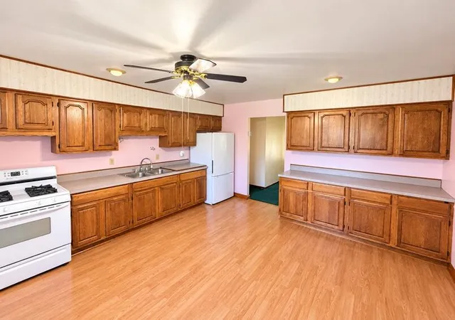 Photo 2 of Single family home for sale at 623 Old Frg Rd, Valparaiso, IN 46385 | MLS# 845997 | Listing updated on 2026-09-28