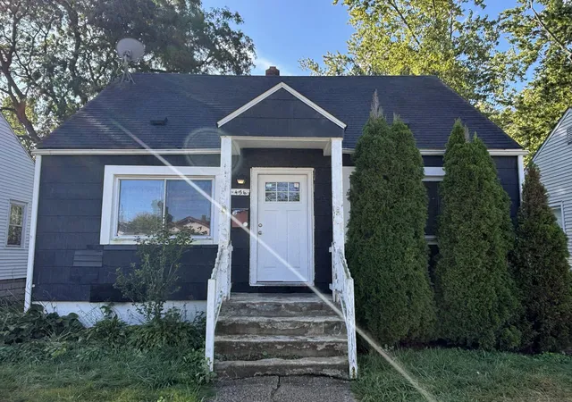 Photo 1 of Single family home for sale at 436 Mulberry St, Hammond, IN 46324 | MLS# 846081 | Listing updated on 2026-09-30