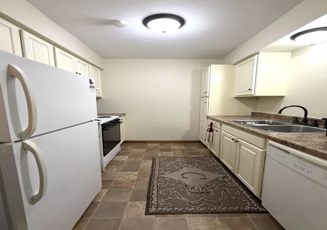 Photo 2 of Condo for sale at 121 N West St #16, Crown Point, IN 46307 | MLS# 846021 | Listing updated on 2026-10-02
