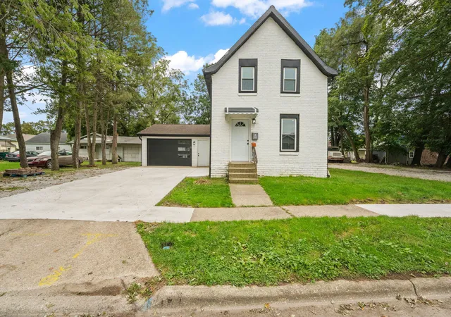 Photo 2 of Single family home for sale at 108 Laurel St, La Porte, IN 46350 | MLS# 846040 | Listing updated on 2026-09-29