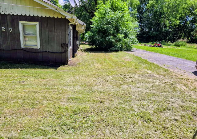 Photo 2 of Single family home for sale at 2527 Stevenson St, Gary, IN 46406 | MLS# 846002 | Listing updated on 2026-09-29