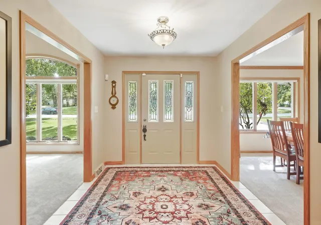 Photo 3 of Single family home for sale at 5350 Mount Dr, Schererville, IN 46375 | MLS# 846030 | Listing updated on 2026-10-02