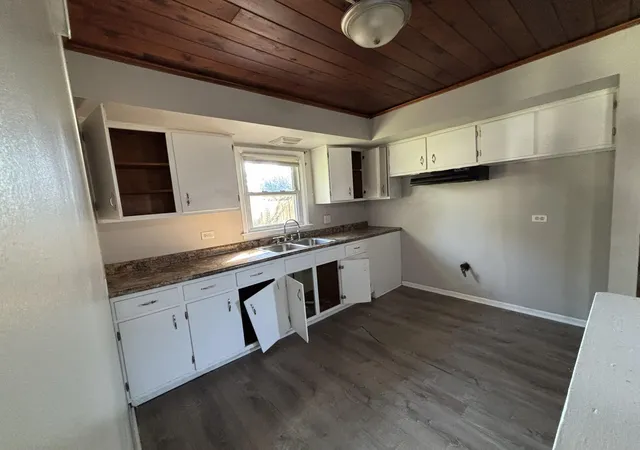 Photo 4 of Single family home for sale at 1116 173rd Street, Hammond, IN 46324 | MLS# 846025 | Listing updated on 2026-09-28
