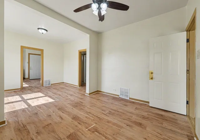 Photo 3 of Single family home for sale at 4844 Linden Ave, Hammond, IN 46327 | MLS# 846075 | Listing updated on 2026-09-30