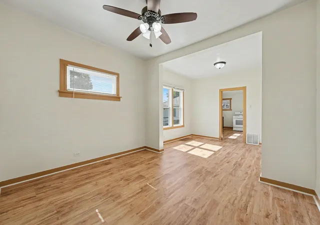 Photo 4 of Single family home for sale at 4844 Linden Ave, Hammond, IN 46327 | MLS# 846075 | Listing updated on 2026-09-30