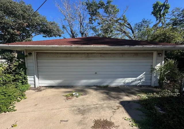 Photo 3 of Single family home for sale at 1055 N Vanderburg St, Gary, IN 46403 | MLS# 846031 | Listing updated on 2026-09-29