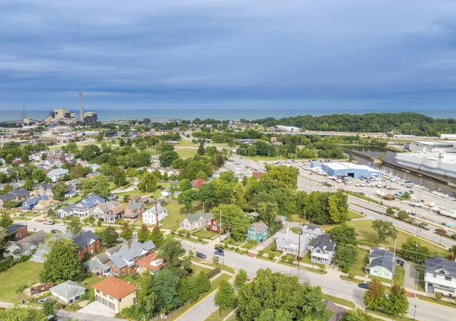 Photo 3 of Single family home for sale at 502 E 8th Street, Michigan City, IN 46360 | MLS# 846112 | Listing updated on 2026-09-30