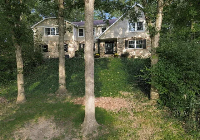 Photo 1 of Single family home for sale at 11649 Westvalley Dr, Crown Point, IN 46307 | MLS# 846389 | Listing updated on 2026-10-06