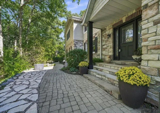 Photo 4 of Single family home for sale at 11649 Westvalley Dr, Crown Point, IN 46307 | MLS# 846389 | Listing updated on 2026-10-06