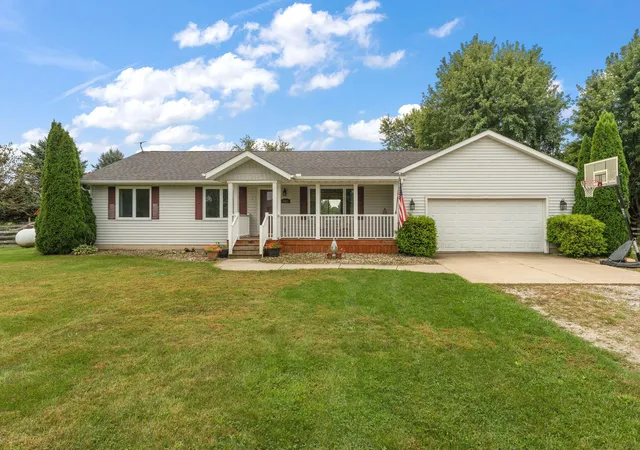 Single family home for sale at 5482 E 400 North, Rolling Prairie, IN 46371 | MLS# 846038