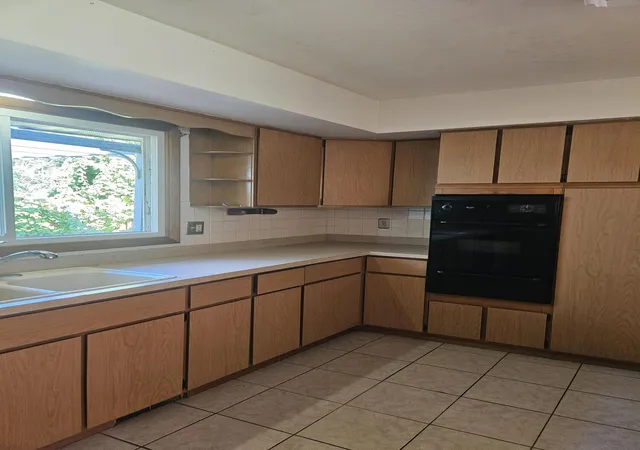 Photo 3 of Single family home for sale at 129 Concord Dr, Michigan City, IN 46360 | MLS# 846055 | Listing updated on 2026-09-29