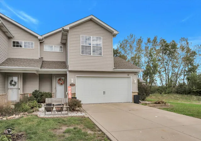 Photo 1 of Townhouse for sale at 2454 E 68th Avenue, Merrillville, IN 46410 | MLS# 846052 | Listing updated on 2026-10-05